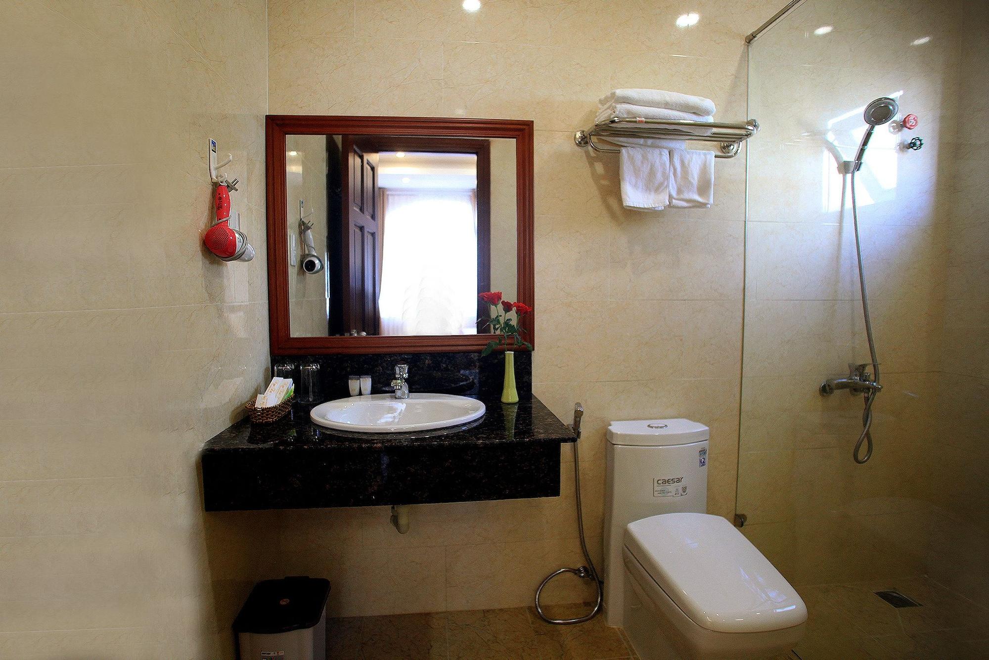 Ngoc Trai Vang Hotel Да Лат Екстериор снимка